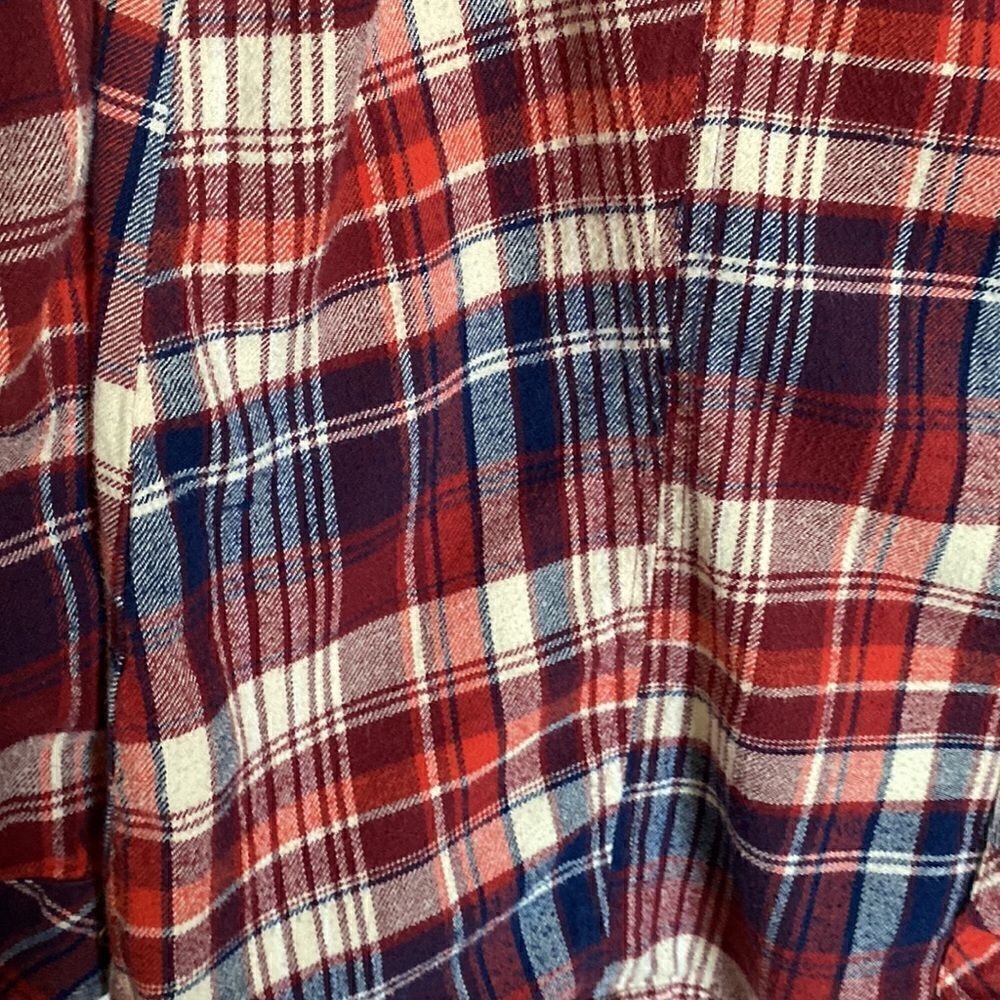 Red and blue flannel - Picture 3 of 6